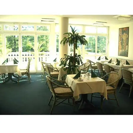 Hotel Kubrat An Der Spree