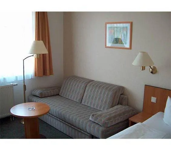 Otel Kubrat An Der Spree 3*