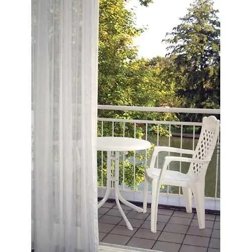 Otel Kubrat An Der Spree Berlin